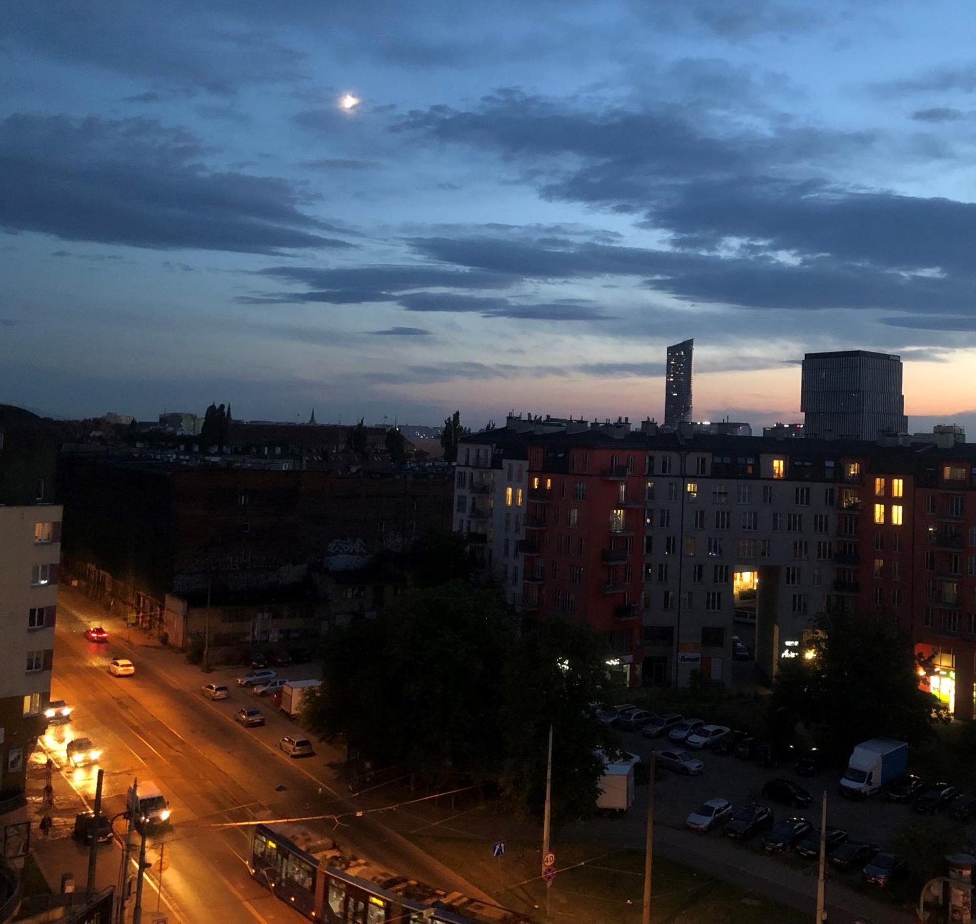 Centrum Taras Widokowy "Wroclaw Panorama" Apartment Ngoại thất bức ảnh